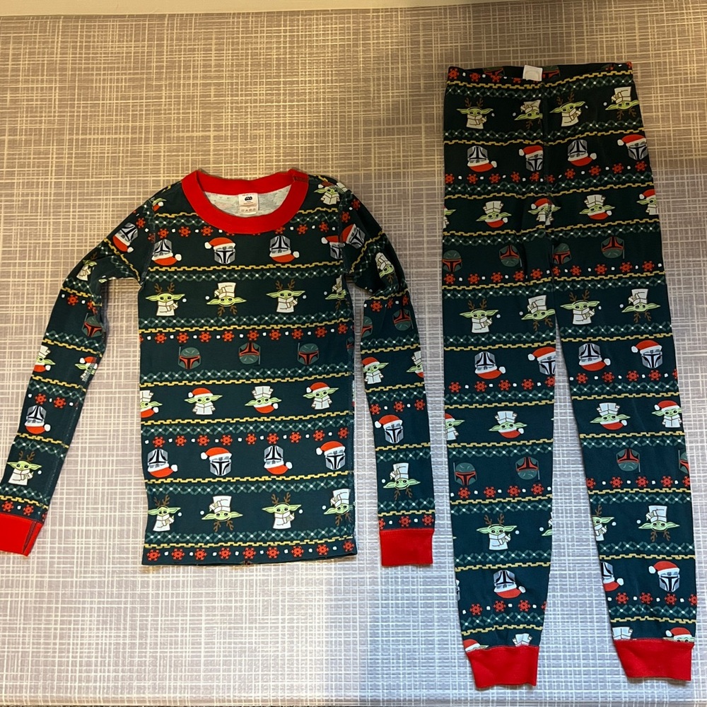 Hanna Andersson Star Wars Christmas Kids Pajama Set - Red and Green
